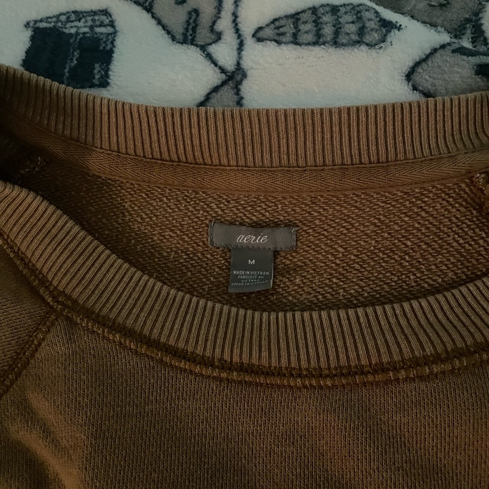 AERIE crewneck
